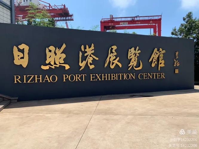 晨曦中你拔地崛起,此刻我们更加怀念您